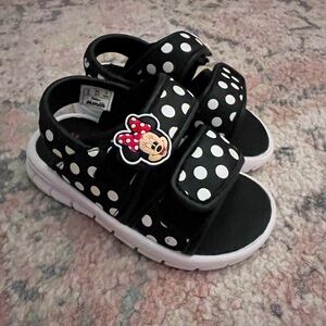 Disney Minnie Mouse toddler girls sandals size 4